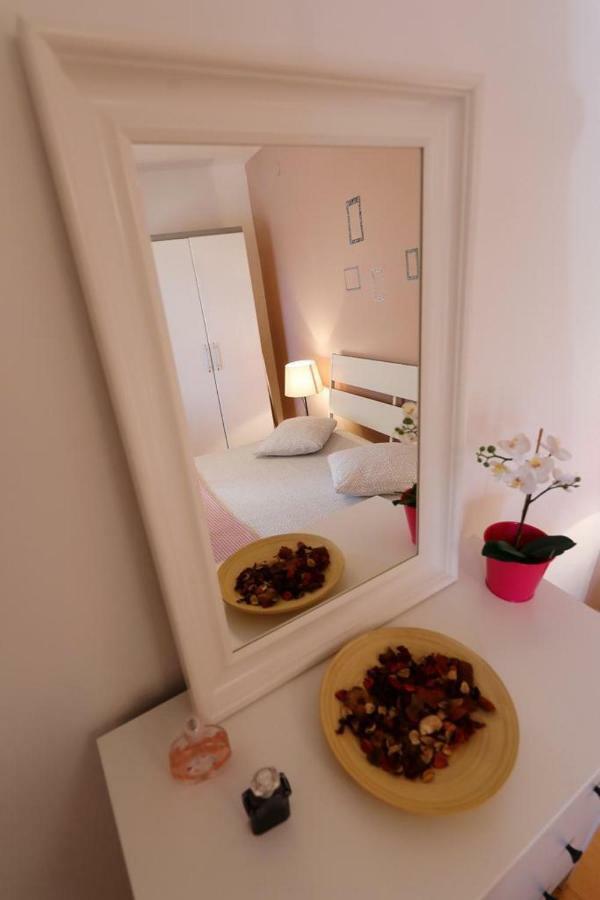 Apartman Bluemarin Appartamento Pakoštane Esterno foto