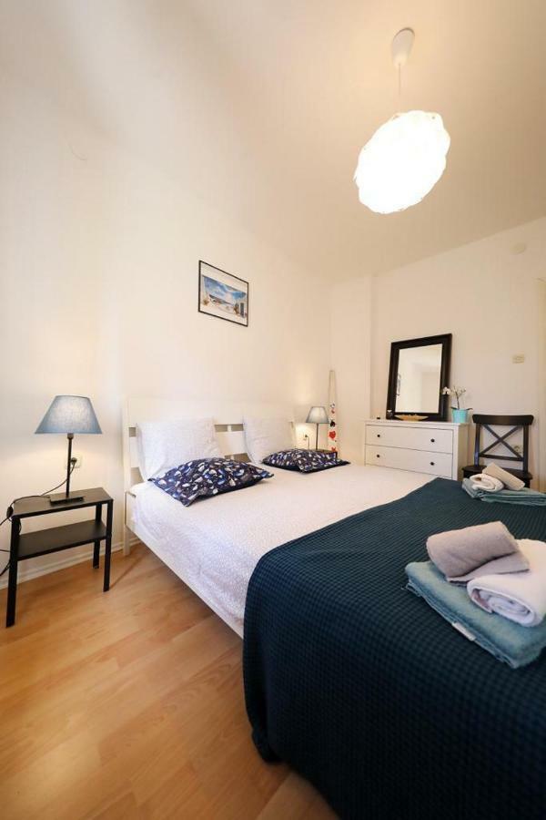 Apartman Bluemarin Appartamento Pakoštane Esterno foto
