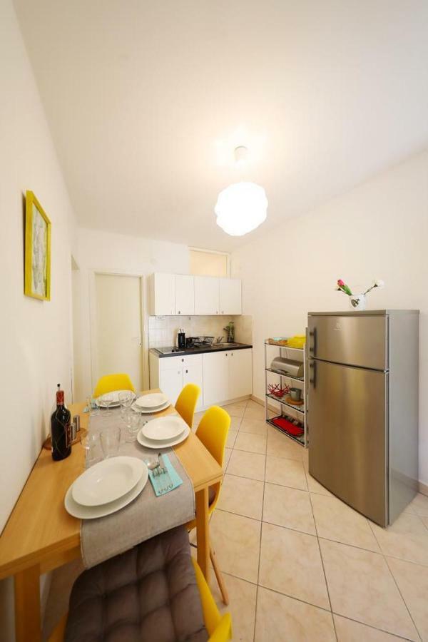 Apartman Bluemarin Appartamento Pakoštane Esterno foto